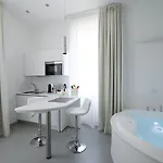Hotell Gatto Bianco Mia