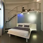 Gatto Bianco Mia 2* Milano