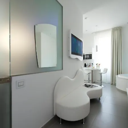 Gatto Bianco Mia Szálloda 2*