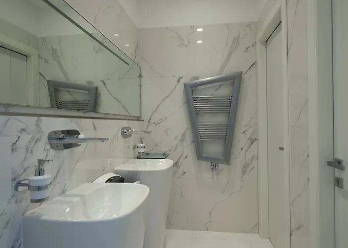 Gatto Bianco Mia Hotel 2*