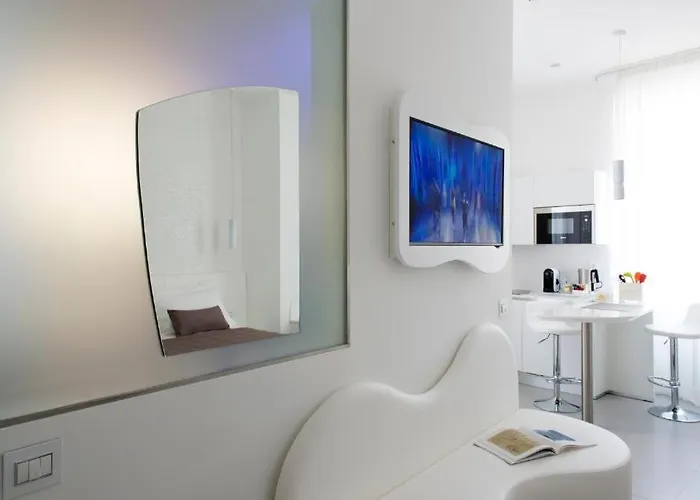 Gatto Bianco Mia Hotel Milan