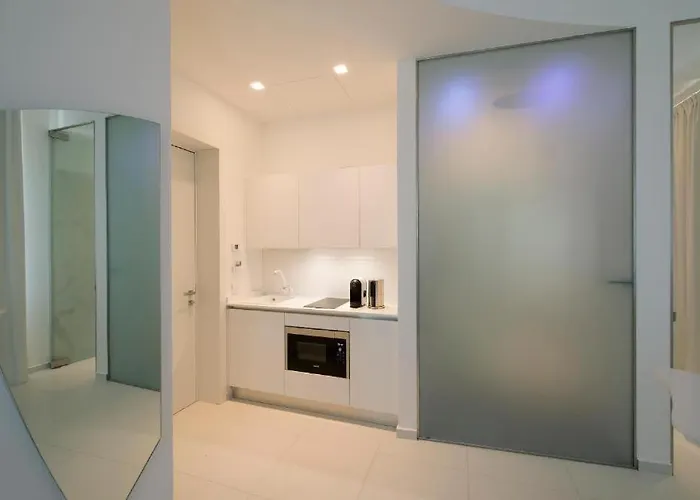 Gatto Bianco Mia Hotel 2*