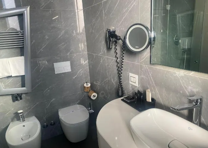 Gatto Bianco Mia Hotel Milan