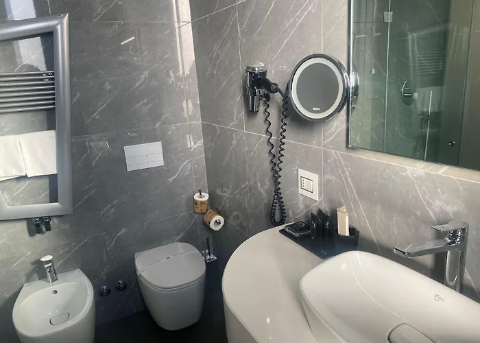 Gatto Bianco Mia Hotel