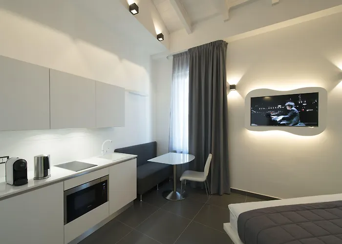 Gatto Bianco Mia Hotel 2*