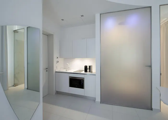 Hotel Gatto Bianco Mia 2*