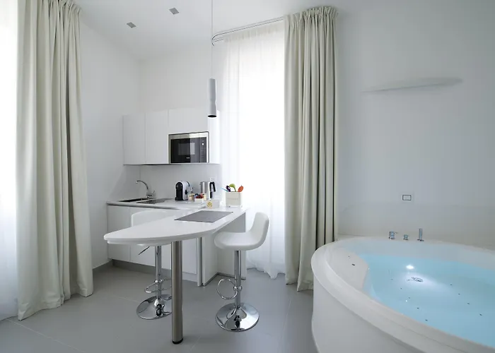 Hotel Gatto Bianco Mia