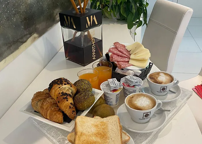 Hotel Gatto Bianco Mia 2*