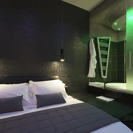 Gatto Bianco Mia מלון מילאנו